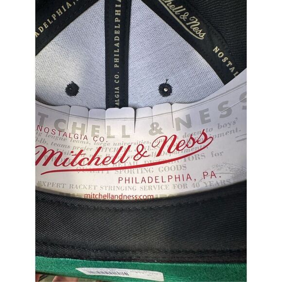 Mitchell & Ness Brooklyn Nets NBA Black & Grey embroidered SnapBack hat - Picture 7 of 7